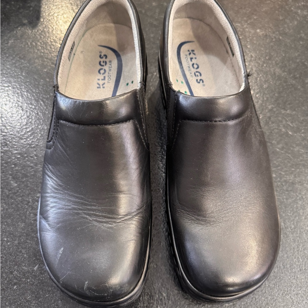 Klogs Men's Classic Black Loafers